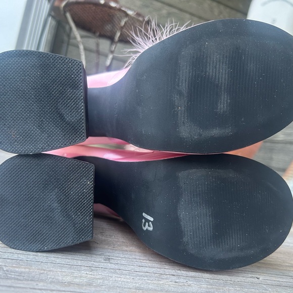 *on hold* sugar thrillz size 9 pastel pink fuzzy gemstone platform heels - Picture 3 of 4